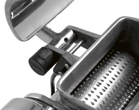 Сыротерка Fama GM FGM 113 (220B)