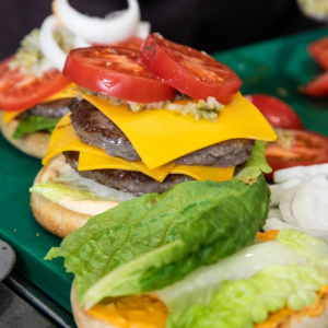 Разделочная доска EKSI 600х400х18 зеленая Разделочная доска EKSI 600х400х18 зеленая