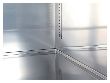 TurboAIR CMUF-28 внутри