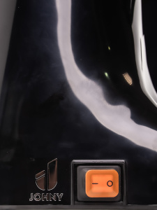 Соковыжималка Johny AK/7-AUT ECO черная