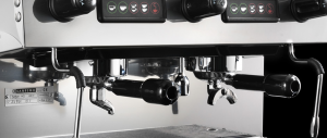 Кофемашина Sanremo Capri DLX 2 гр.полуавтомат, чёрная Кофемашина Sanremo Capri DLX 2 гр.полуавтомат, чёрная