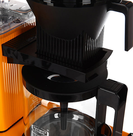 Чаша в желто-перечной кофеварке Moccamaster KBG Select