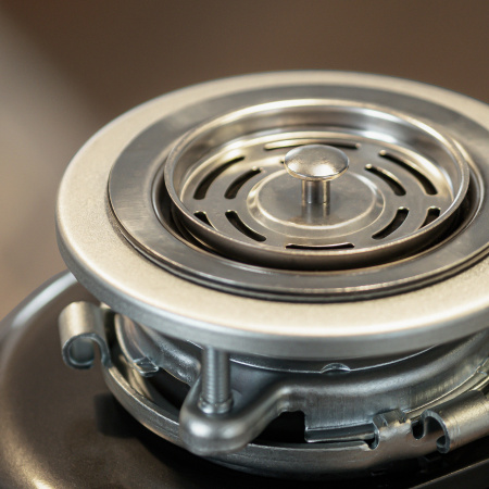 Измельчитель отходов BORT TITAN 5000 Измельчитель отходов BORT TITAN 5000