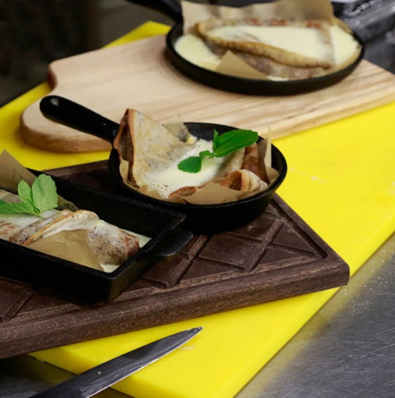 Разделочная доска EKSI 400х300х12 желтая