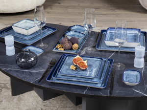 Тарелка плоская KUTAHYA CORENDON Blue Stone BNTAN25DU890003, 25x25 см Тарелка плоская KUTAHYA CORENDON Blue Stone BNTAN25DU890003, 25x25 см