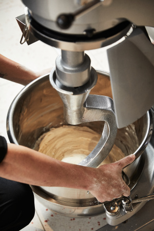 Планетарный миксер Spar SP22HA-DM