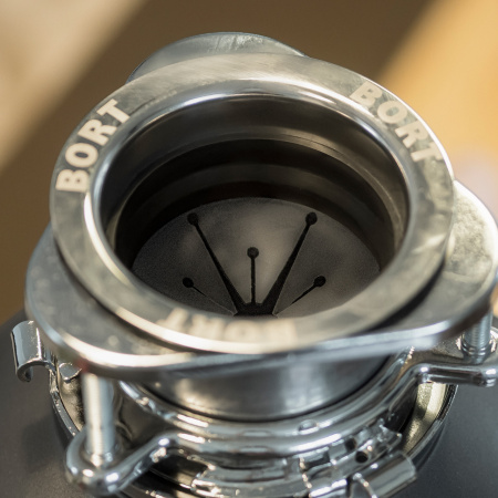 Измельчитель отходов BORT TITAN Extra