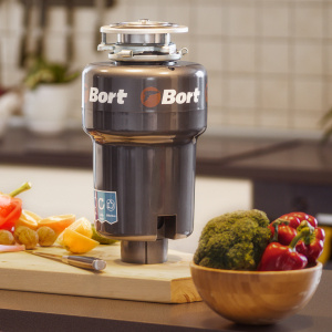 Измельчитель отходов BORT TITAN 5000 Control Измельчитель отходов BORT TITAN 5000 Control