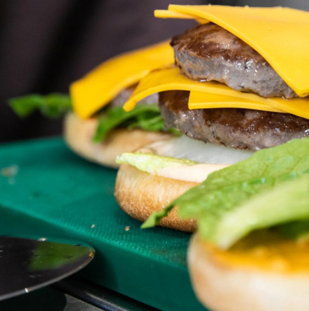 Разделочная доска EKSI 530х325х18 зеленая